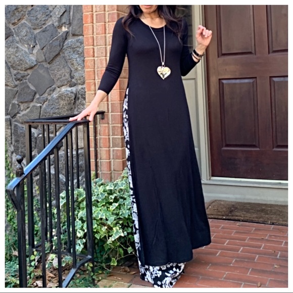 ✨LAST ONE✨Black wide leg floral print pants - Picture 4 of 7